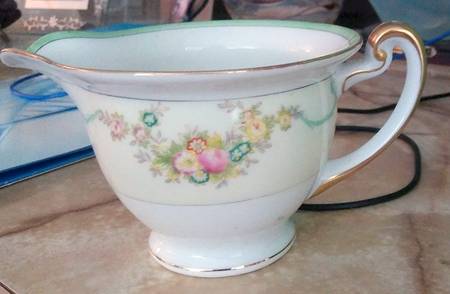 MEI52 Creamer