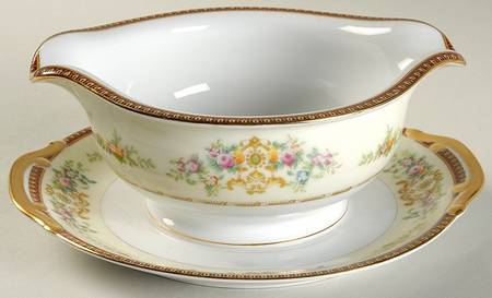 MEI57 Gravy Boat with Attached Underplate