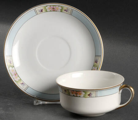 MEI63 Flat Cup & Saucer Set