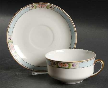 MEI63 Flat Cup & Saucer Set