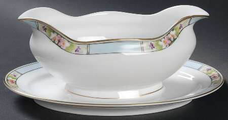 MEI63 Gravy Boat with Attached Underplate