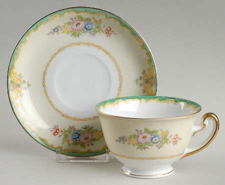 MEI68 Footed Cup & Saucer Set