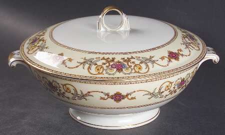 Ceremonial Round Covered Vegetable