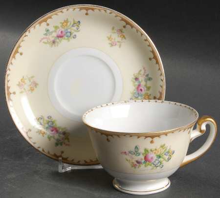 MEI80 Footed Cup & Saucer Set