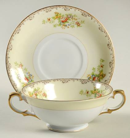 MEI83 Footed Cream Soup Bowl & Saucer Set