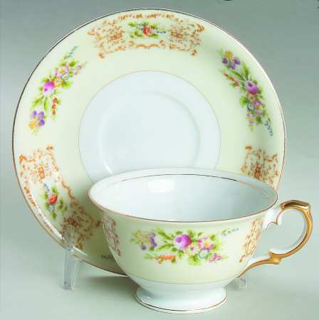 MEI86 Footed Cup & Saucer Set