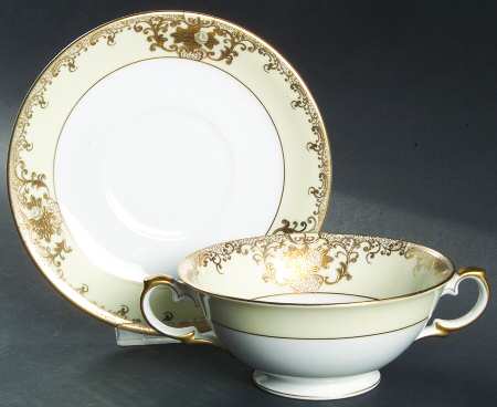 MEI89 Footed Cream Soup Bowl & Saucer Set
