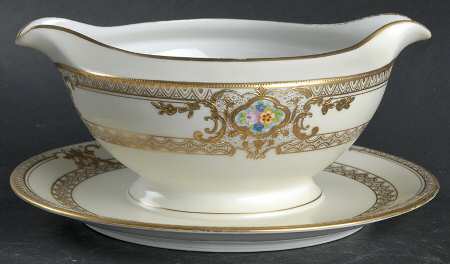 MEI90 Gravy Boat with Attached Underplate