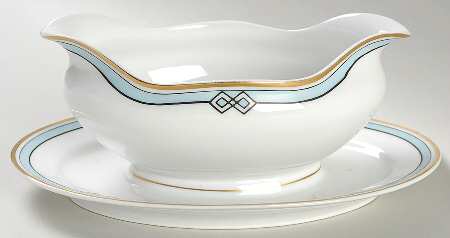 Melbourne Gravy Boat with Attached Underplate by Meito
