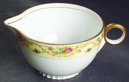 Modern Windsor Creamer