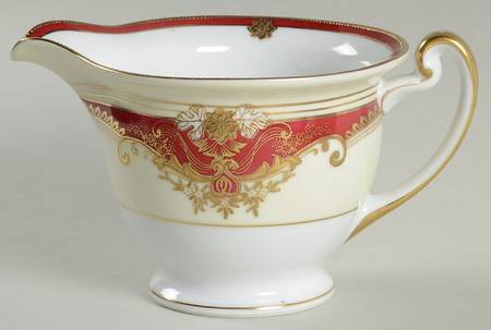Muriel (Red Border) Creamer