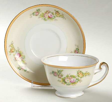Footed Cup & Saucer Set