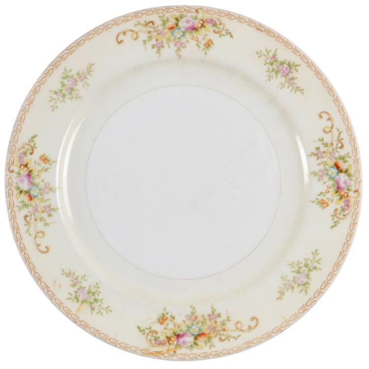 N1930 Luncheon Plate