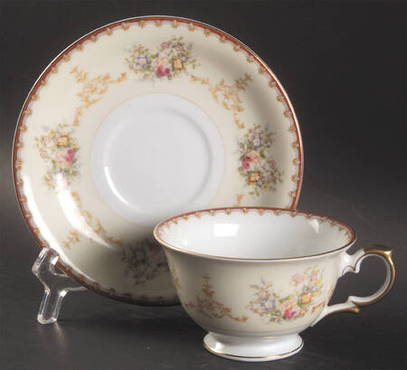 Ogden Footed Cup & Saucer Set