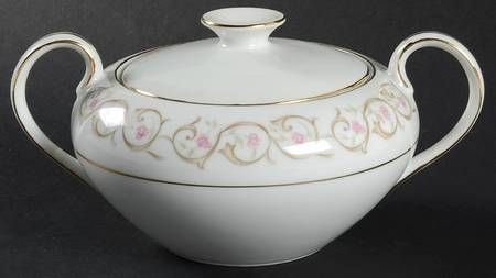 Pamela Sugar Bowl & Lid