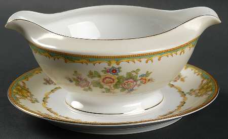 Paris Green Round Gravy Boat/Attached Underplate