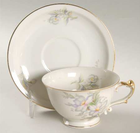 Pastelle Empire Footed Cup & Saucer Set