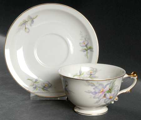 Pastelle Orleans Footed Cup & Saucer Set