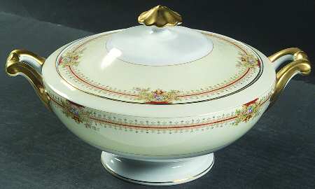 Regina Round Covered Vegetable
