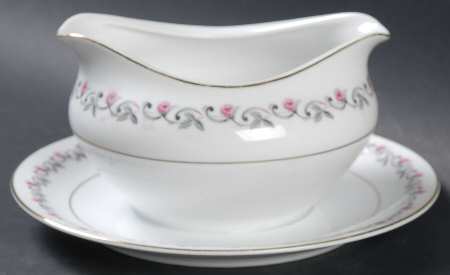 Rosalind Gravy Boat with Attached Underplate