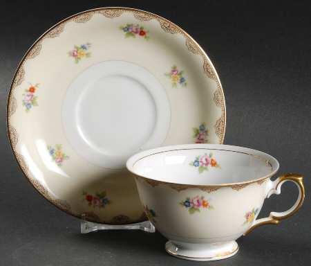 Rosetta Footed Cup & Saucer Set