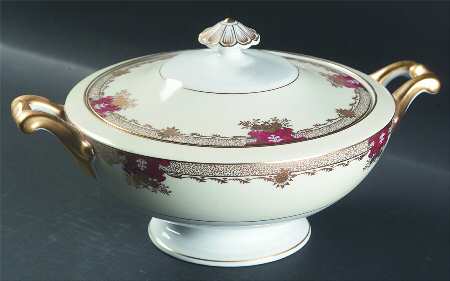 Savona (Empire Shape) Round Covered Vegetable