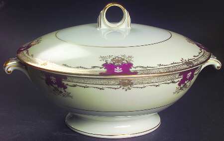 Savona (Empire Shape) Round Covered Vegetable
