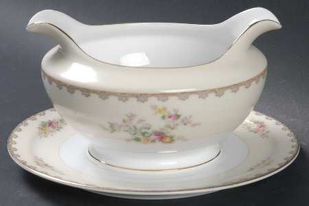 Suffolk Gravy Boat with Attached Underplate