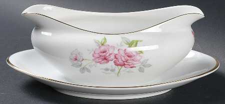Sweet Heart Gravy Boat with Attached Underplate