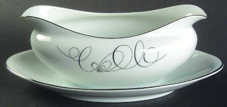 Tempo Gravy Boat with Attached Underplate