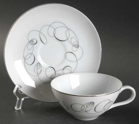Flat Cup & Saucer Set