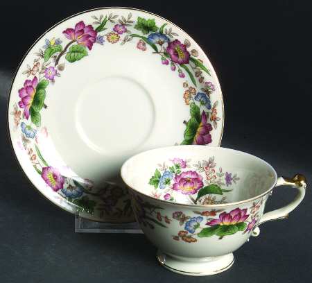 Thalia Footed Cup & Saucer Set