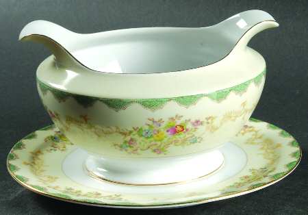 V1848 Gravy Boat with Attached Underplate