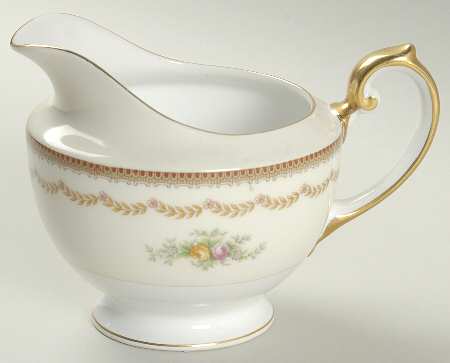 V1881 Creamer