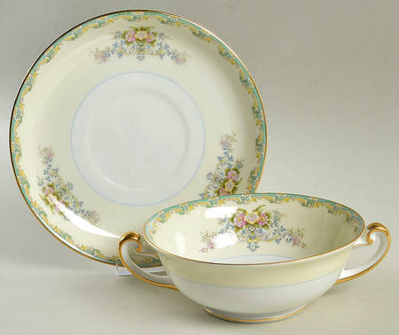 V2009 Footed Cream Soup Bowl & Saucer Set