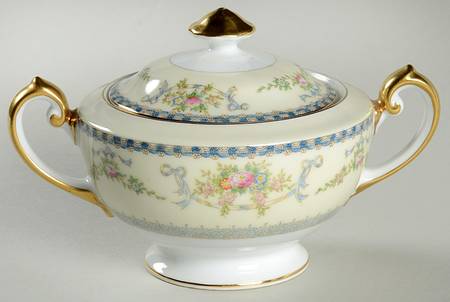 V2036 Sugar Bowl & Lid
