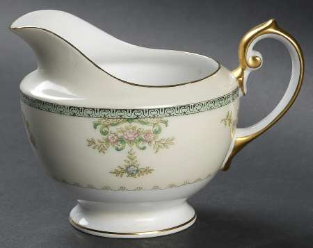 V2068 Creamer