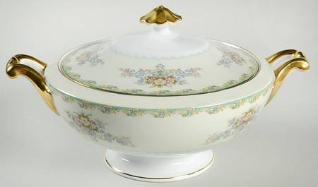 V2115 Round Covered Vegetable