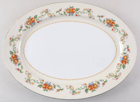 V2158 16" Oval Serving Platter
