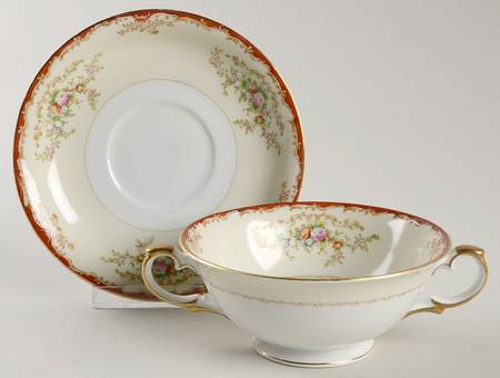 V2161 Footed Cream Soup Bowl & Saucer Set by Meito