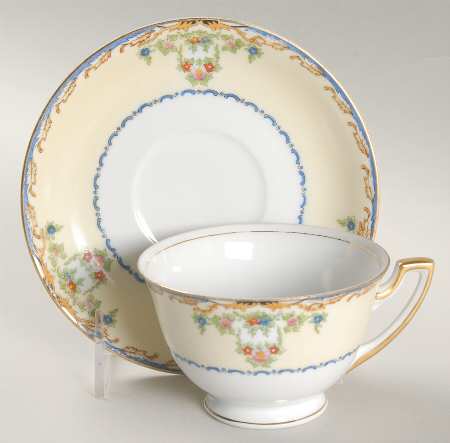 The Vernon Footed Cup & Saucer Set