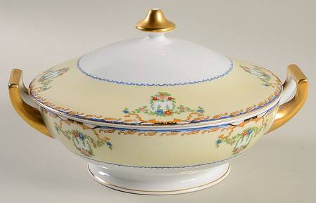 The Vernon Round Covered Vegetable