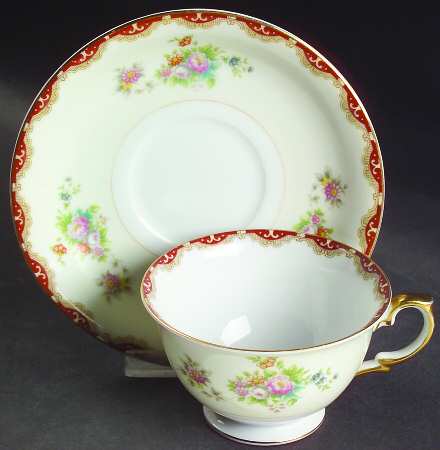 Footed Cup & Saucer Set