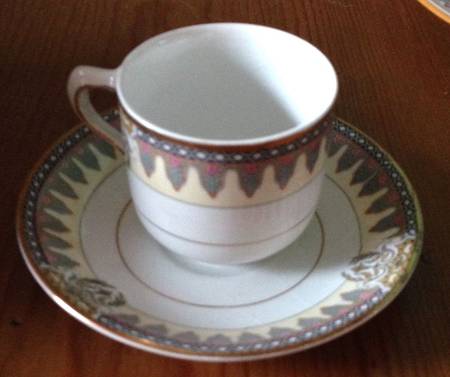 Amiens Flat Cup & Saucer Set