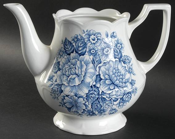 Avondale Blue Teapot No Lid