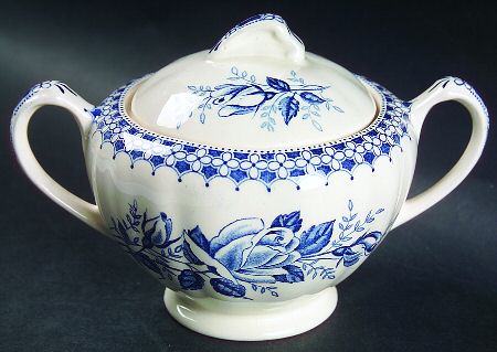 Chelsea Roses (Blue On White) Sugar Bowl & Lid
