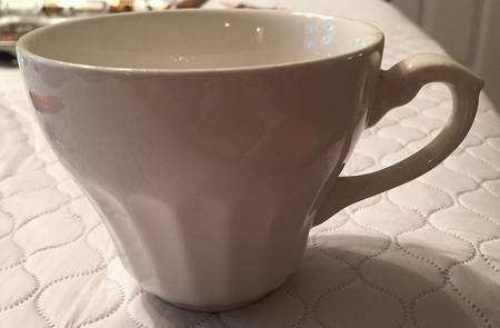 Classic White Flat Cup