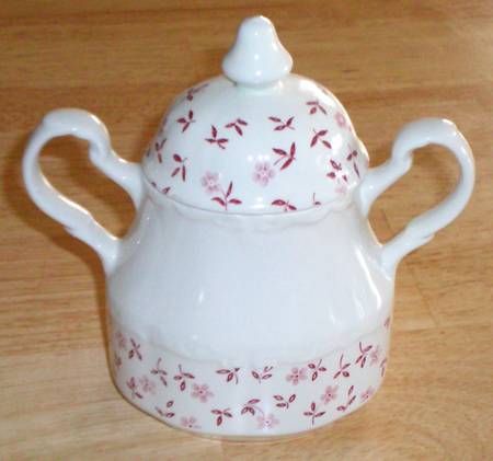 Cornflower Pink Sugar Bowl & Lid