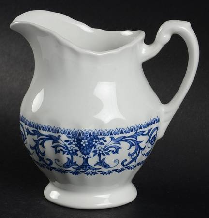 Forum Blue Creamer