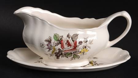 Gainsborough Multi Gravy Boat & Underplate